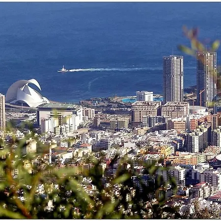 Ocean View Studio Apt * Incredible Views * Terrace *
